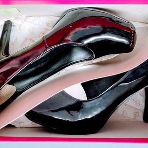 Black patent leather shoes